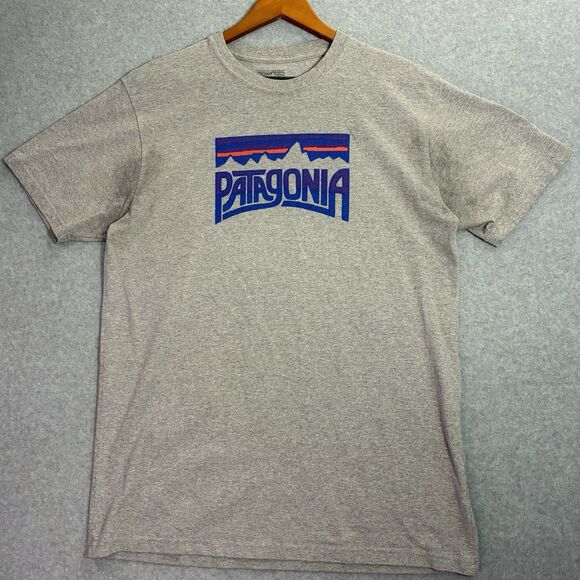 Patagonia Worn Wear Men’s L Gray Short Sleeve Logo Graphic T-Shirt Regular Fit - Picture 1 of 6